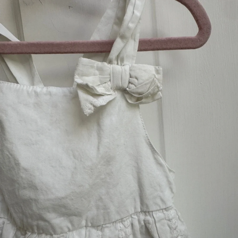 Gymboree 3T Girls White Sleeveless Ruffled Layer Blouse Shirt Top